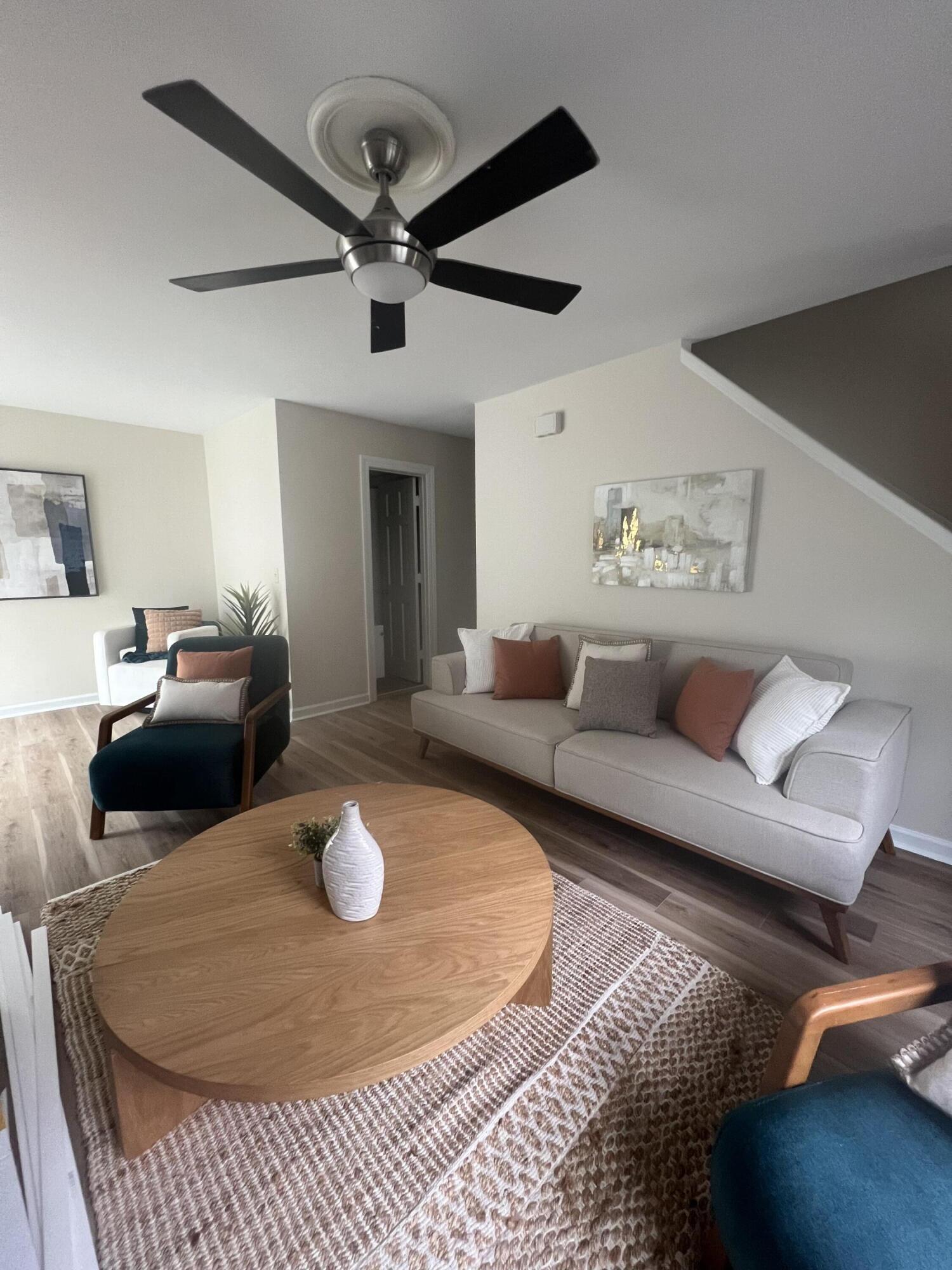 1717 Greystone Boulevard 13