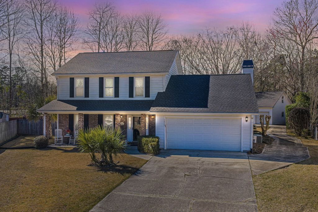 Photo of 1375 Emerald Forest Parkway, Charleston, SC 29414 (MLS # 26005225)