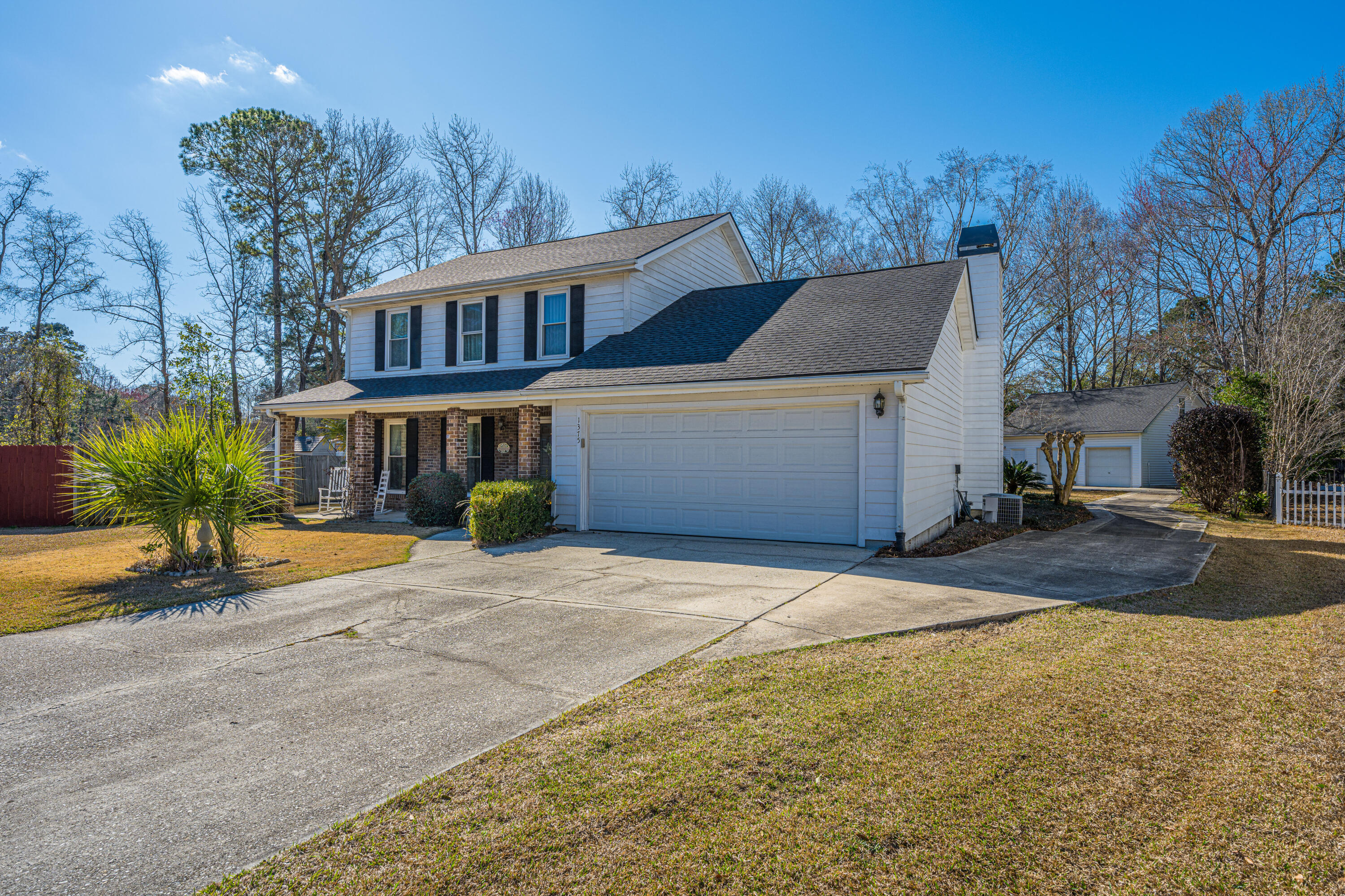 1375 Emerald Forest Parkway