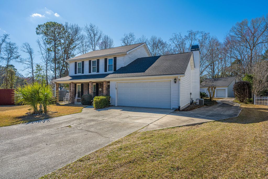 Photo of 1375 Emerald Forest Parkway, Charleston, SC 29414 (MLS # 26005225)