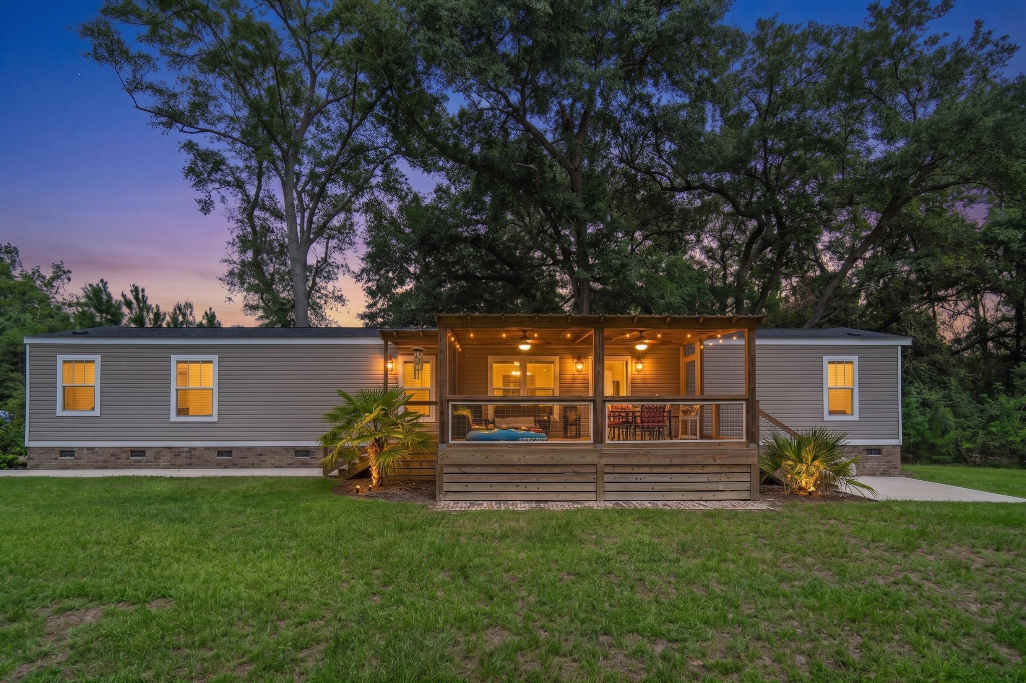 8775 Peters Point Road