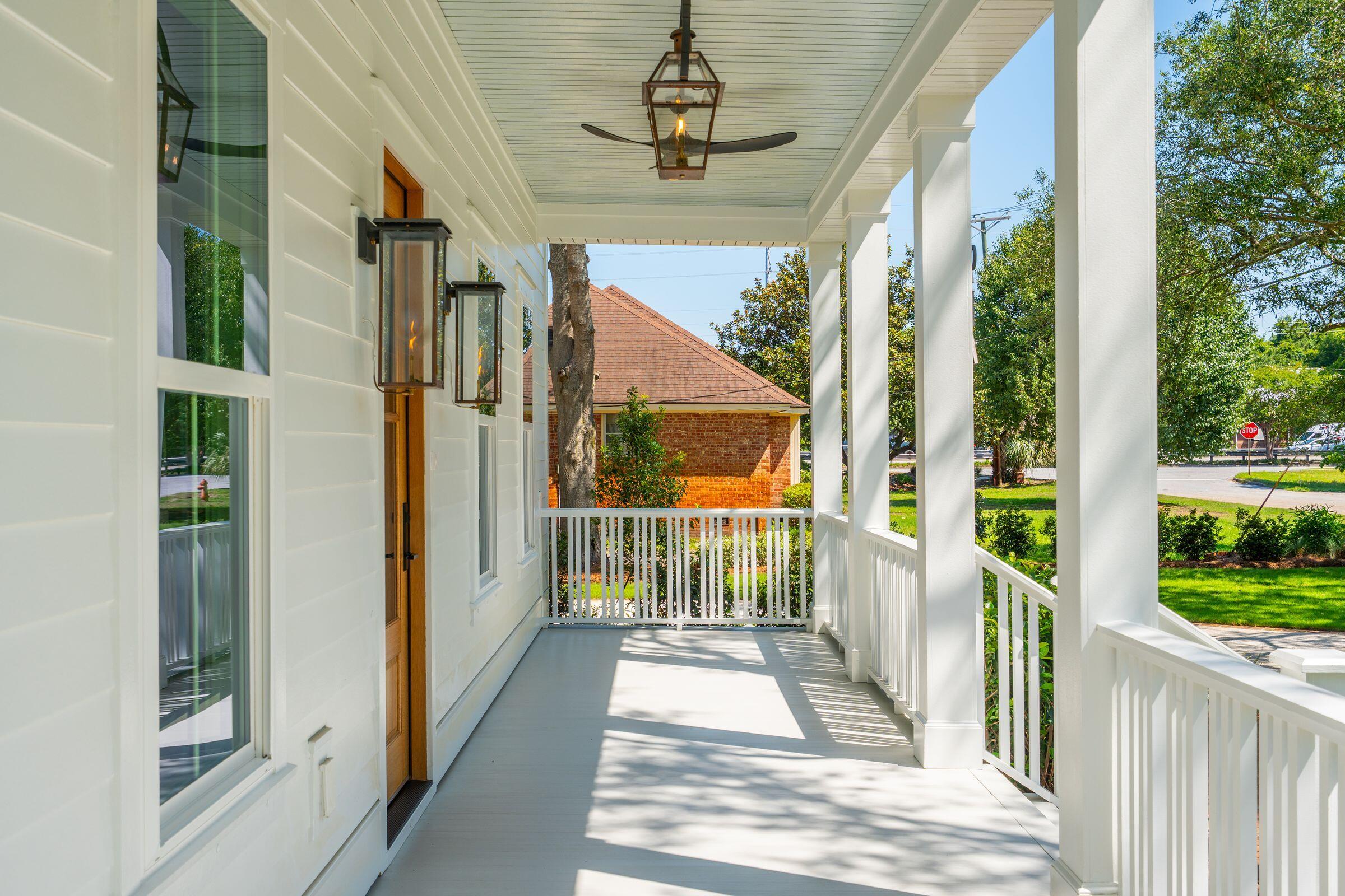 914 Lakeview Drive