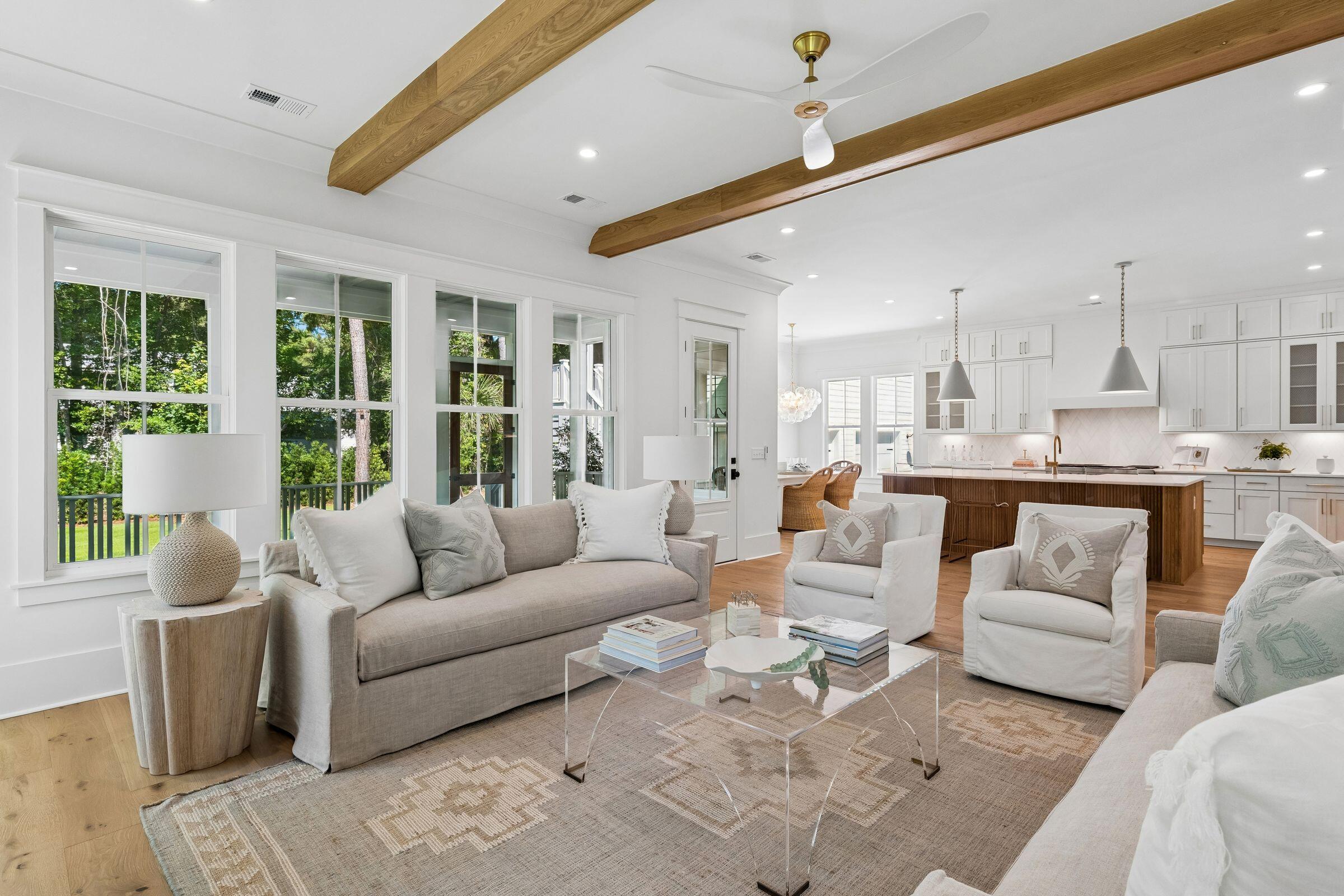 914 Lakeview Drive