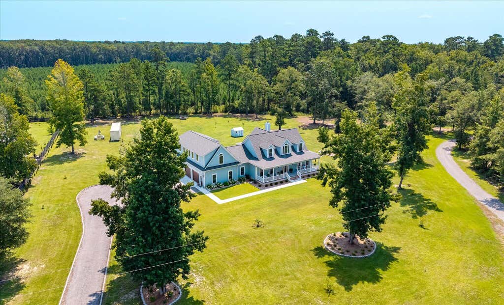 Photo of 6876 Hyde Farm Road, Ravenel, SC 29470 (MLS # 26022443)