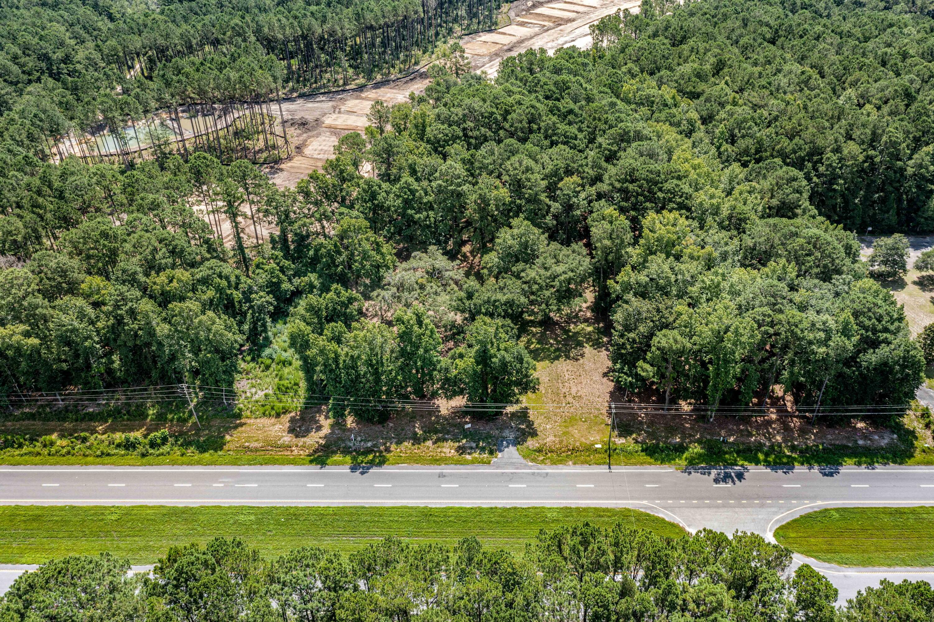 6539 N Hwy 17