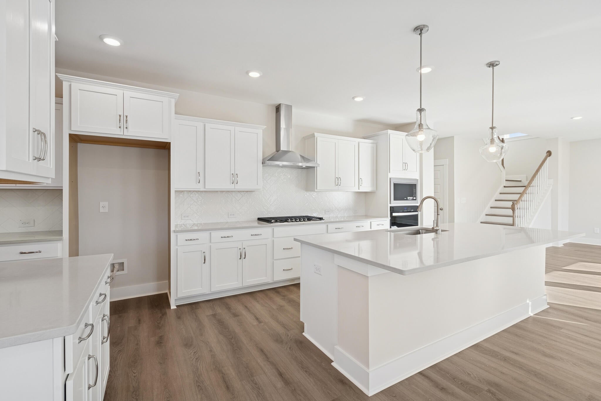 437 Brightside Trail