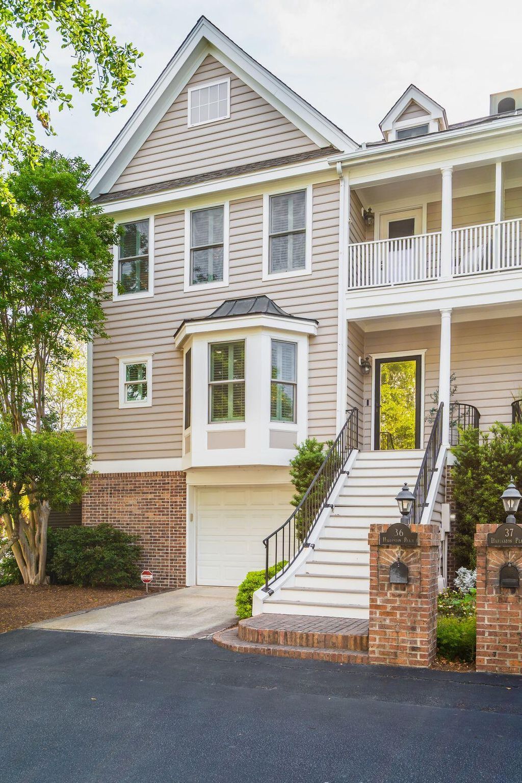 Photo of 36 Harleston Place, Charleston, SC 29401 (MLS # 26013361)