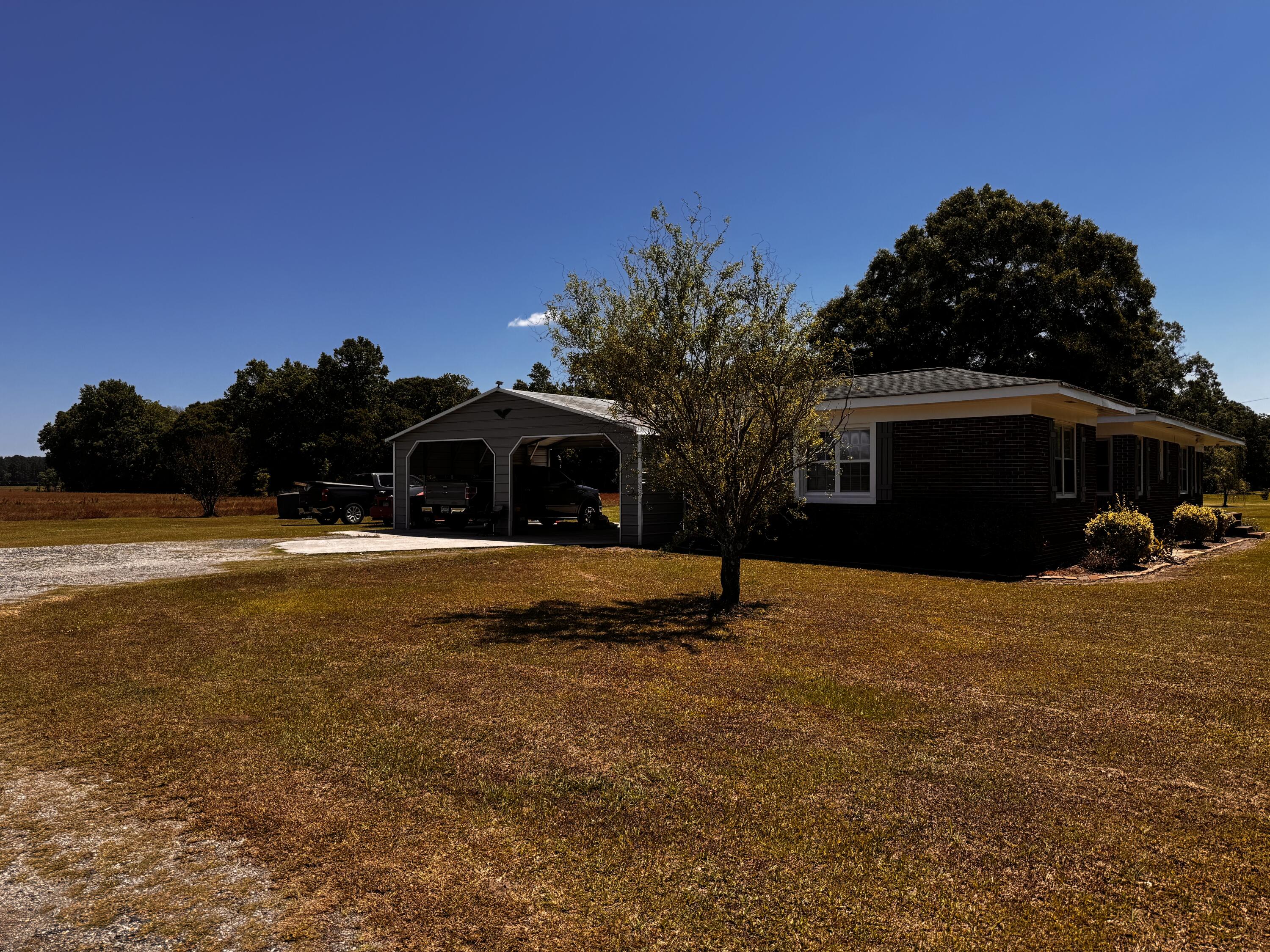 9865 Charleston Highway