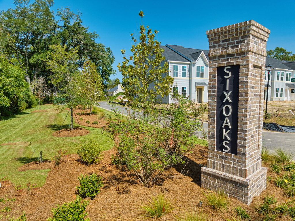 Photo of 605 O&#39;Leary Circle, Summerville, SC 29483 (MLS # 25031291)