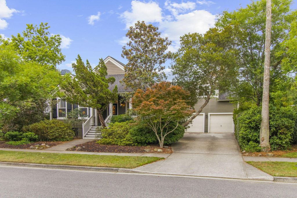 Photo of 135 Brady Street, Charleston, SC 29492 (MLS # 26015882)