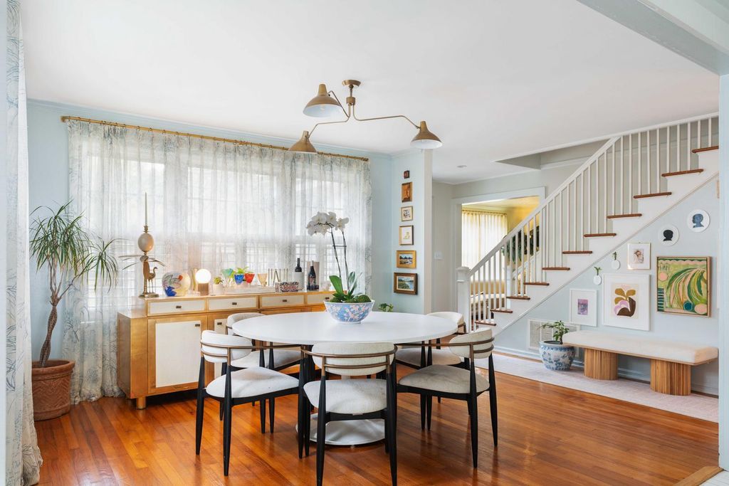 Photo of 1334 Fairmont Avenue, Mount Pleasant, SC 29464 (MLS # 25032074)