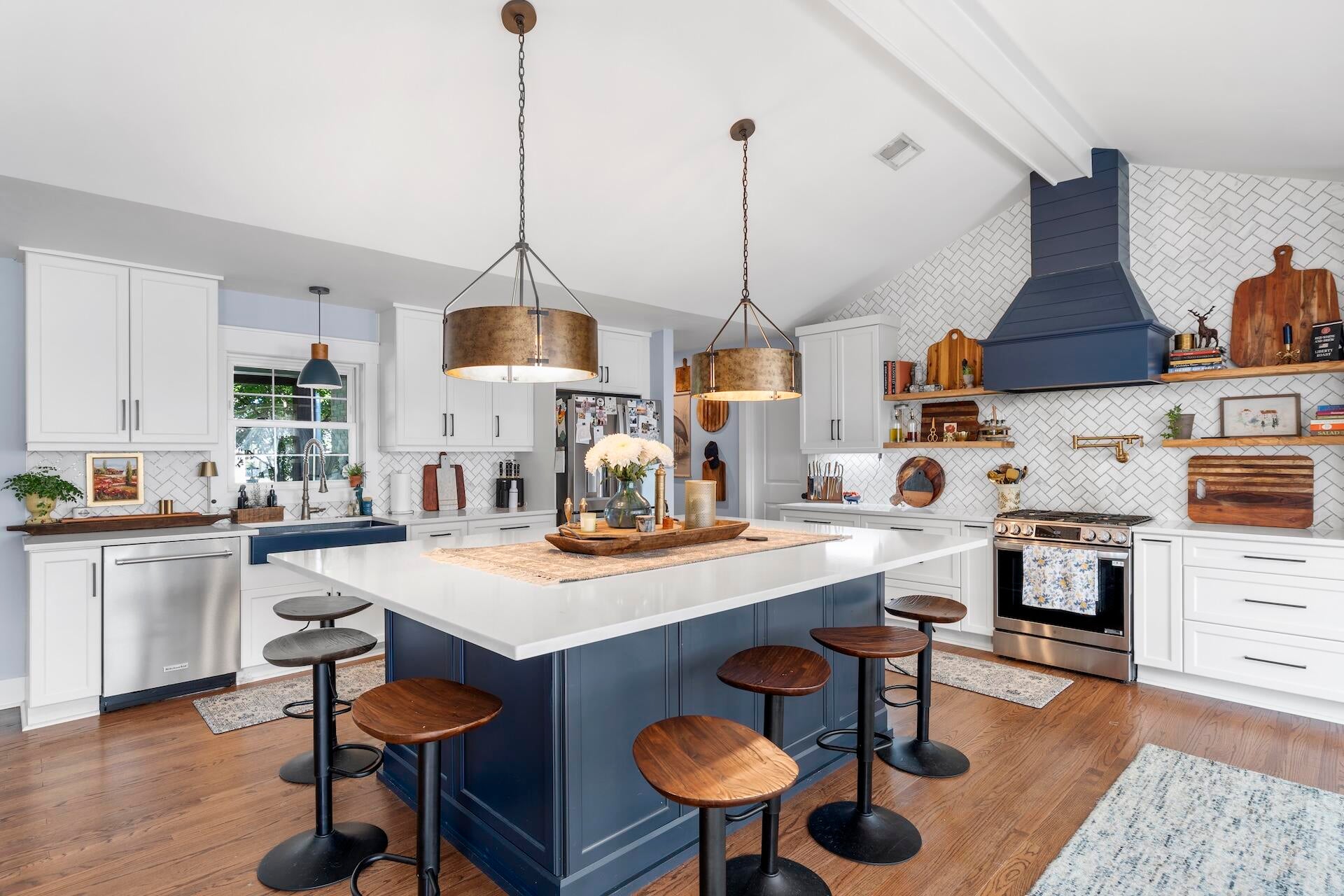1123 Garland Road