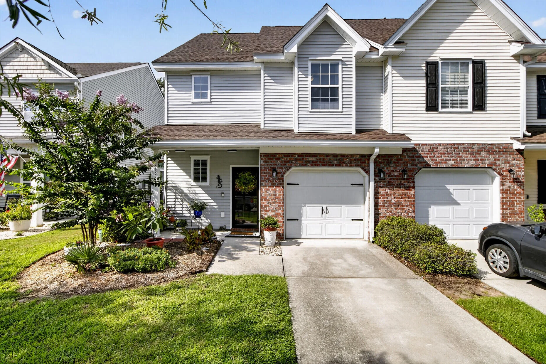 1514 Royal Colony Road