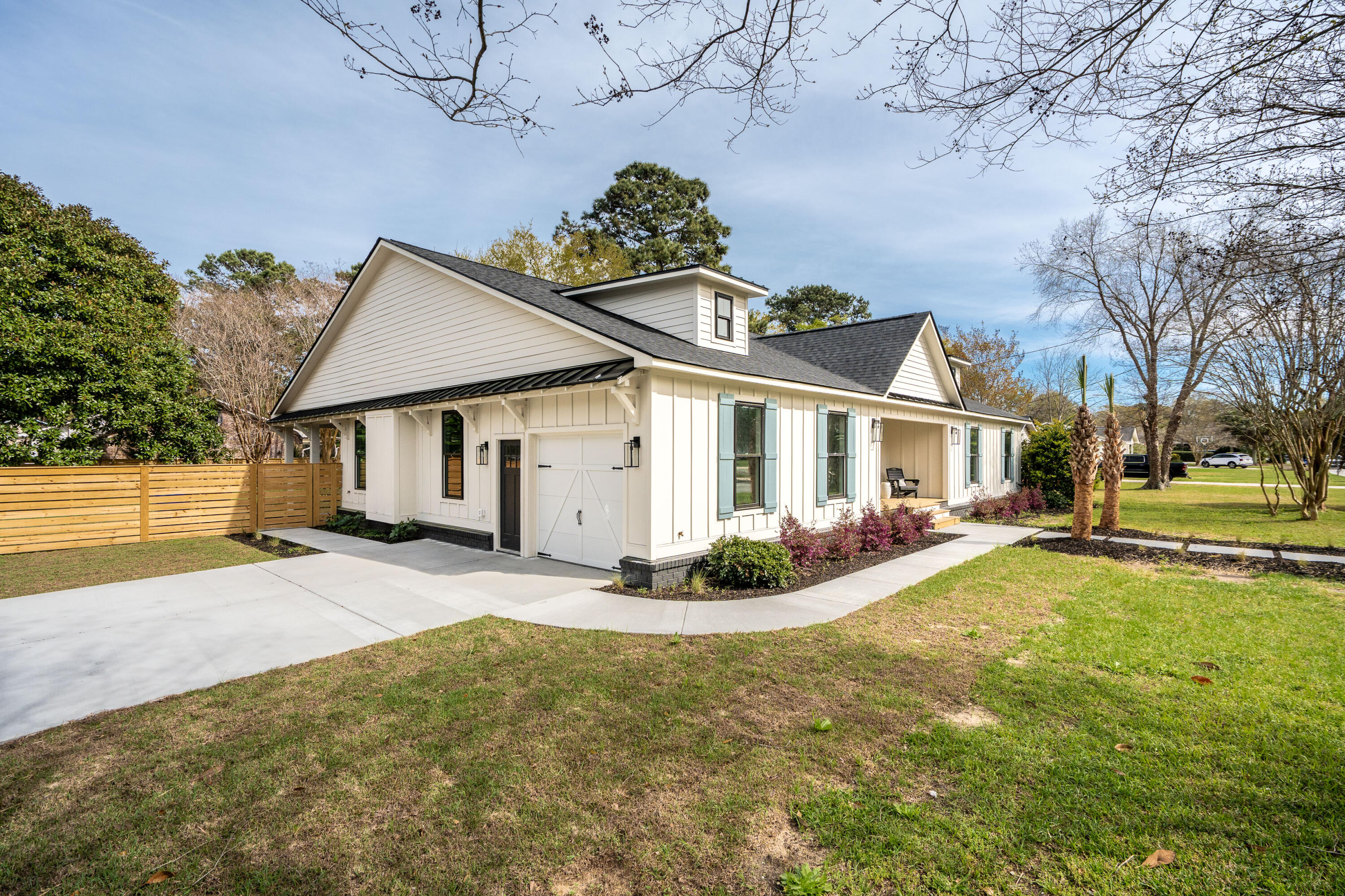 980 Cottingham Drive