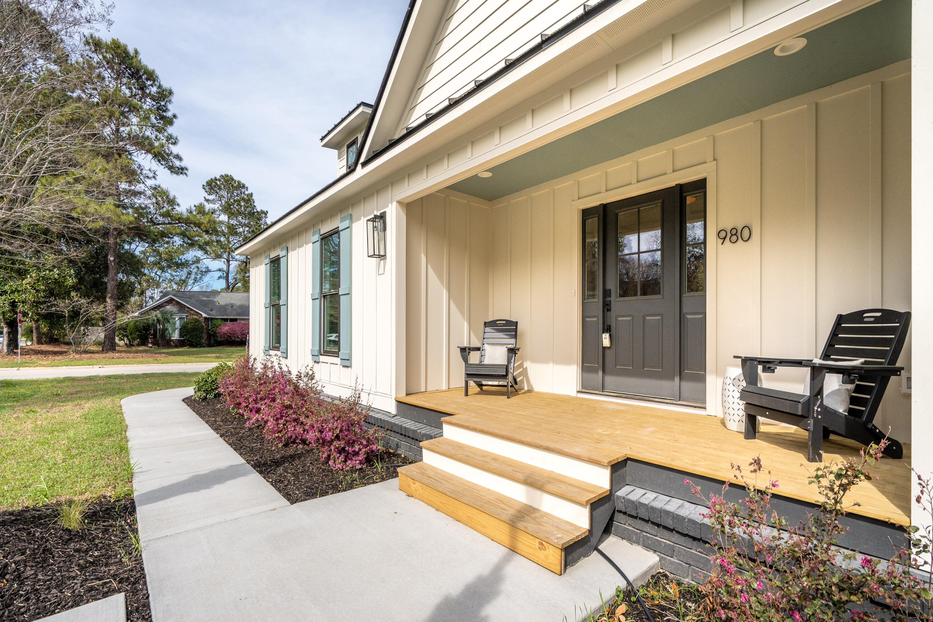 980 Cottingham Drive