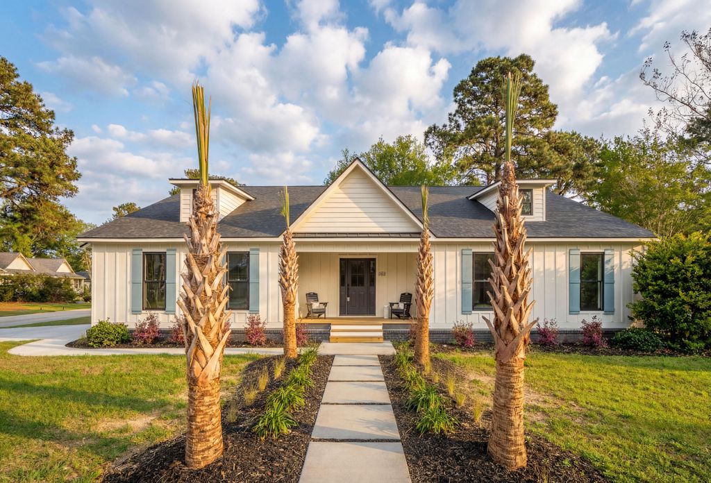 Photo of 980 Cottingham Drive, Mount Pleasant, SC 29464 (MLS # 26004053)
