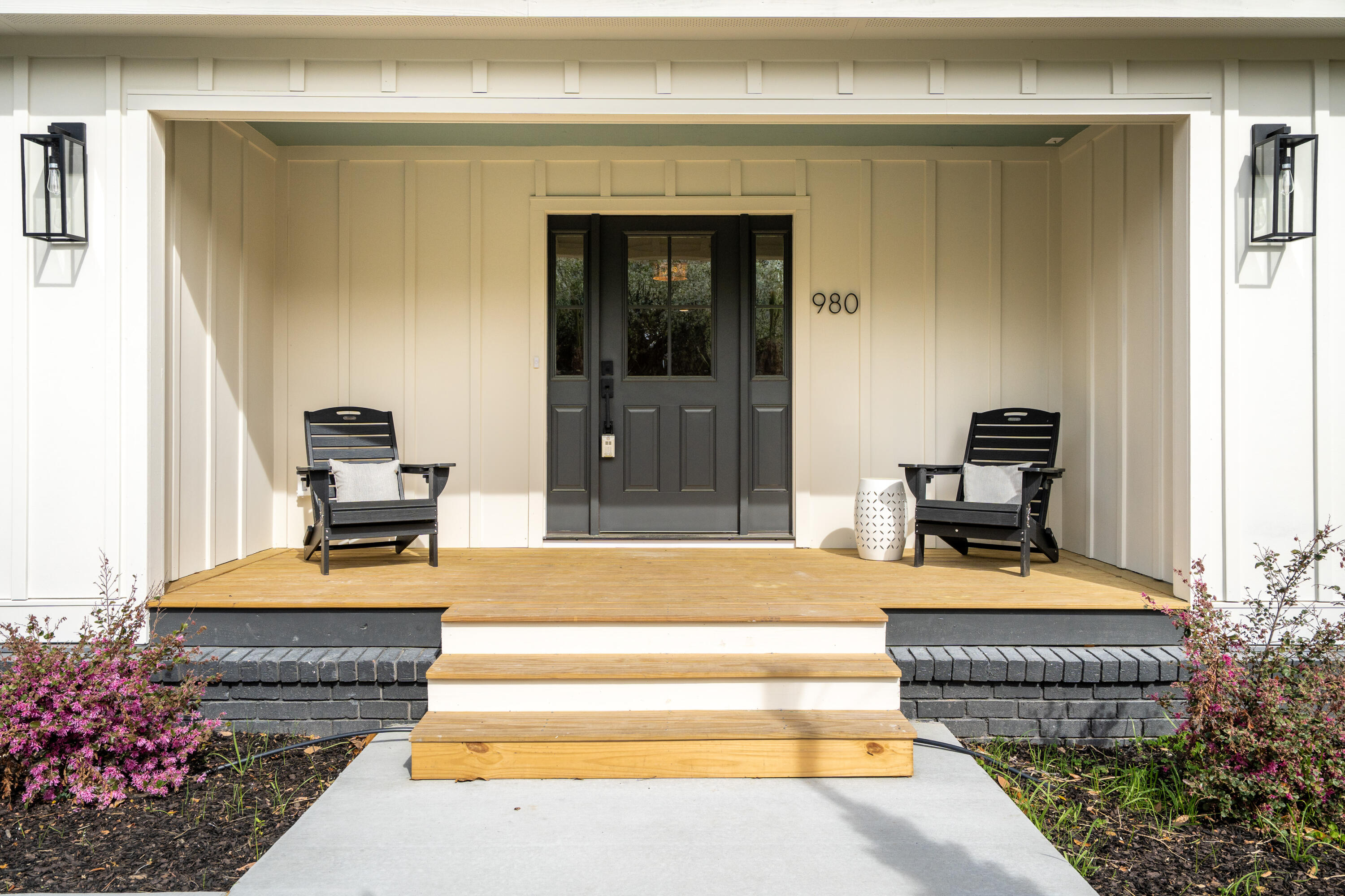 980 Cottingham Drive