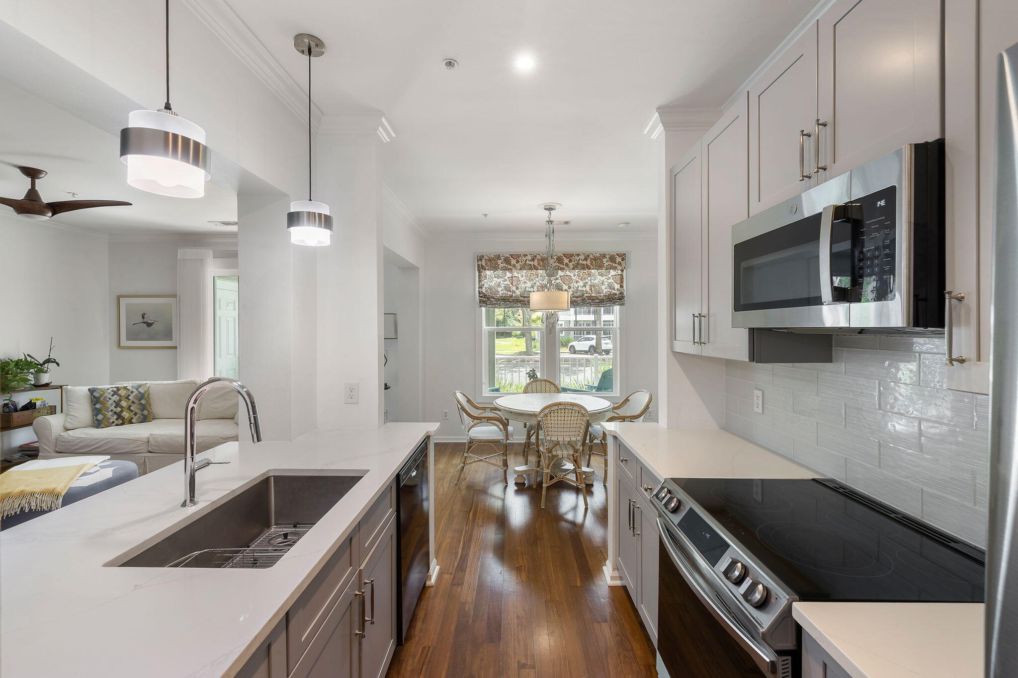 130 River Landing Drive 6102