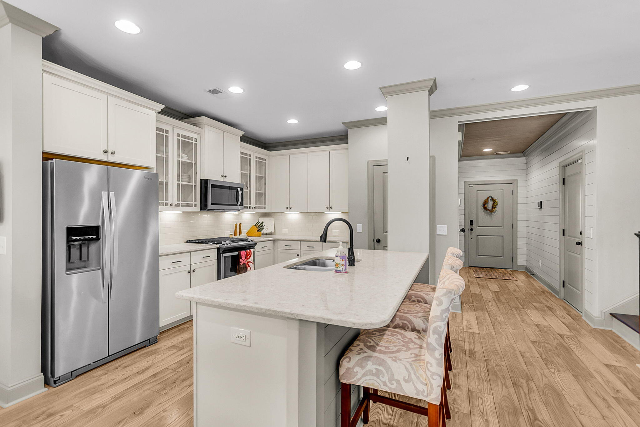 3303 Pavilion Lake Drive