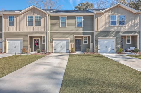 A home in North Charleston