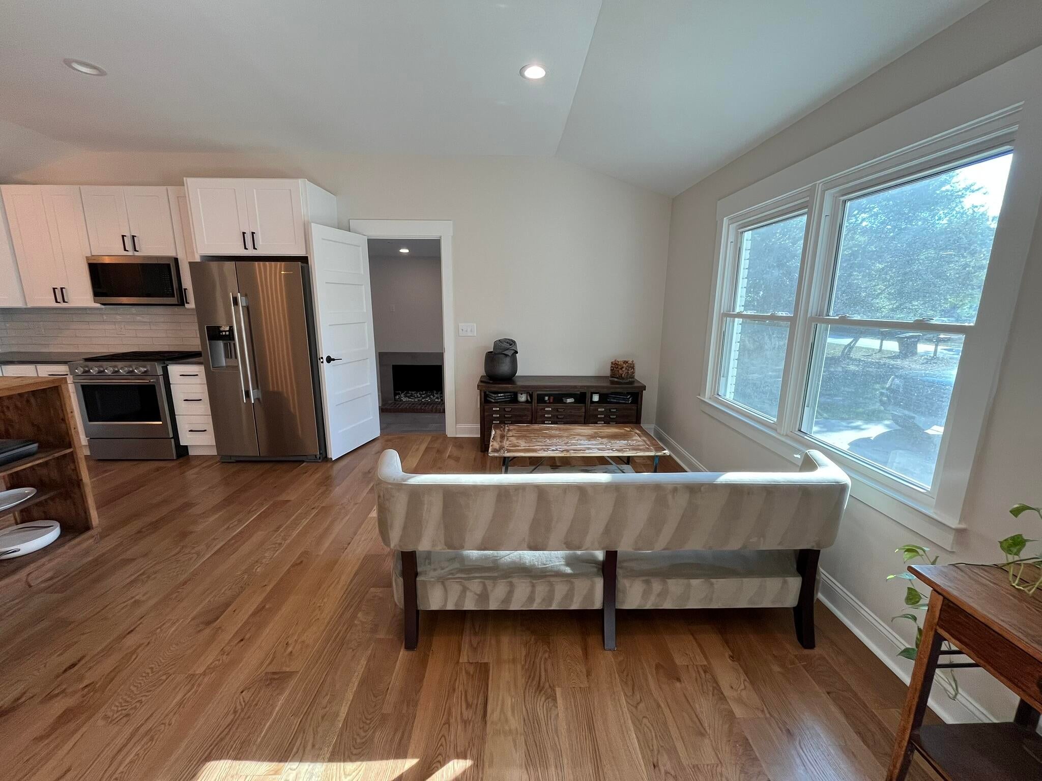 1038 Farmington Road