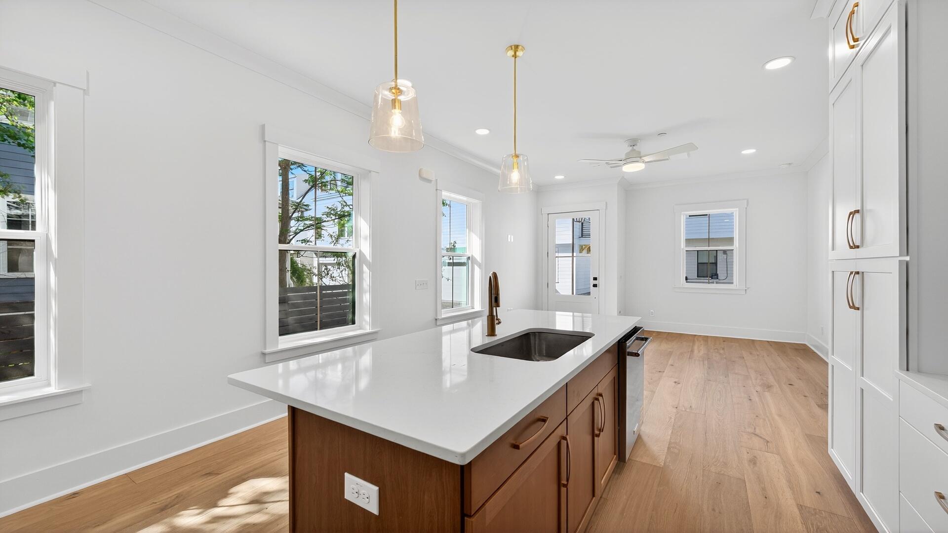 12 Nats Court Unit 4