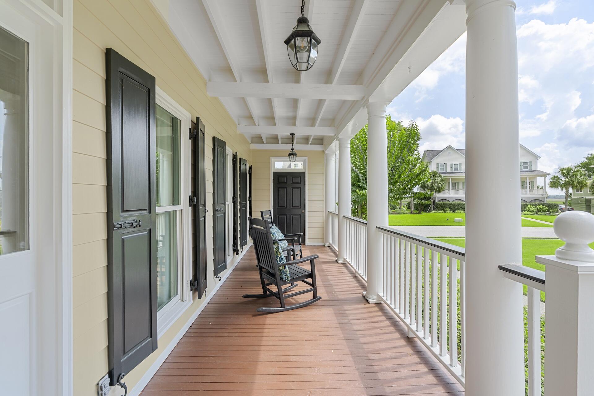 578 Island Walk East