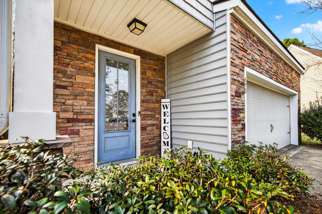 Photo of 570 Rosings Drive, Summerville, SC 29483 (MLS # 26007046)