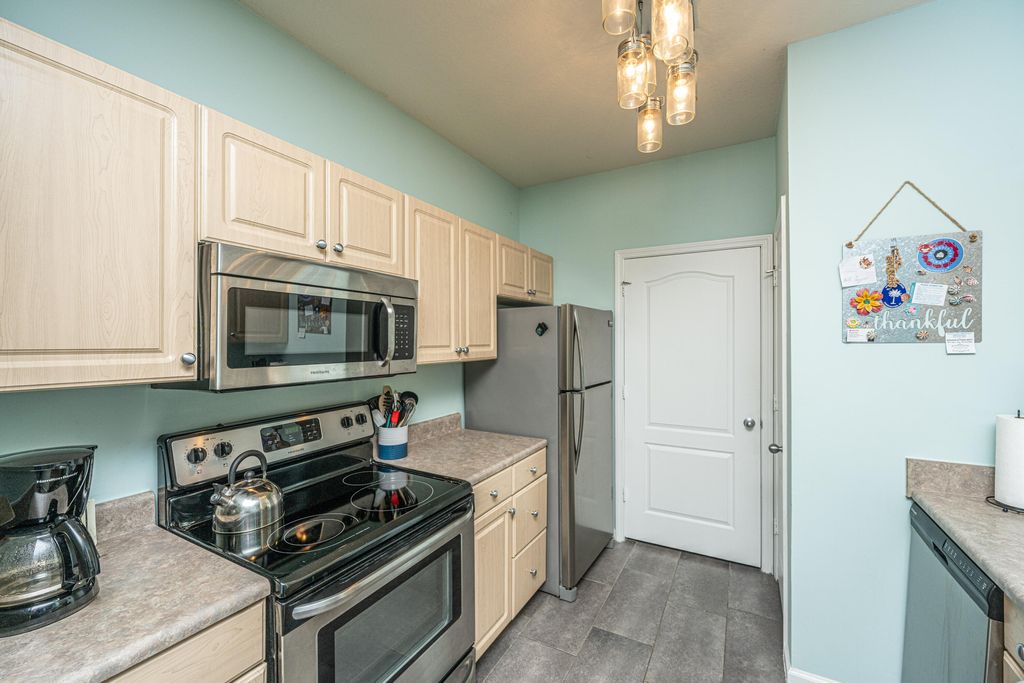 Photo of 1300 Park West Boulevard #213, Mount Pleasant, SC 29466 (MLS # 25023124)