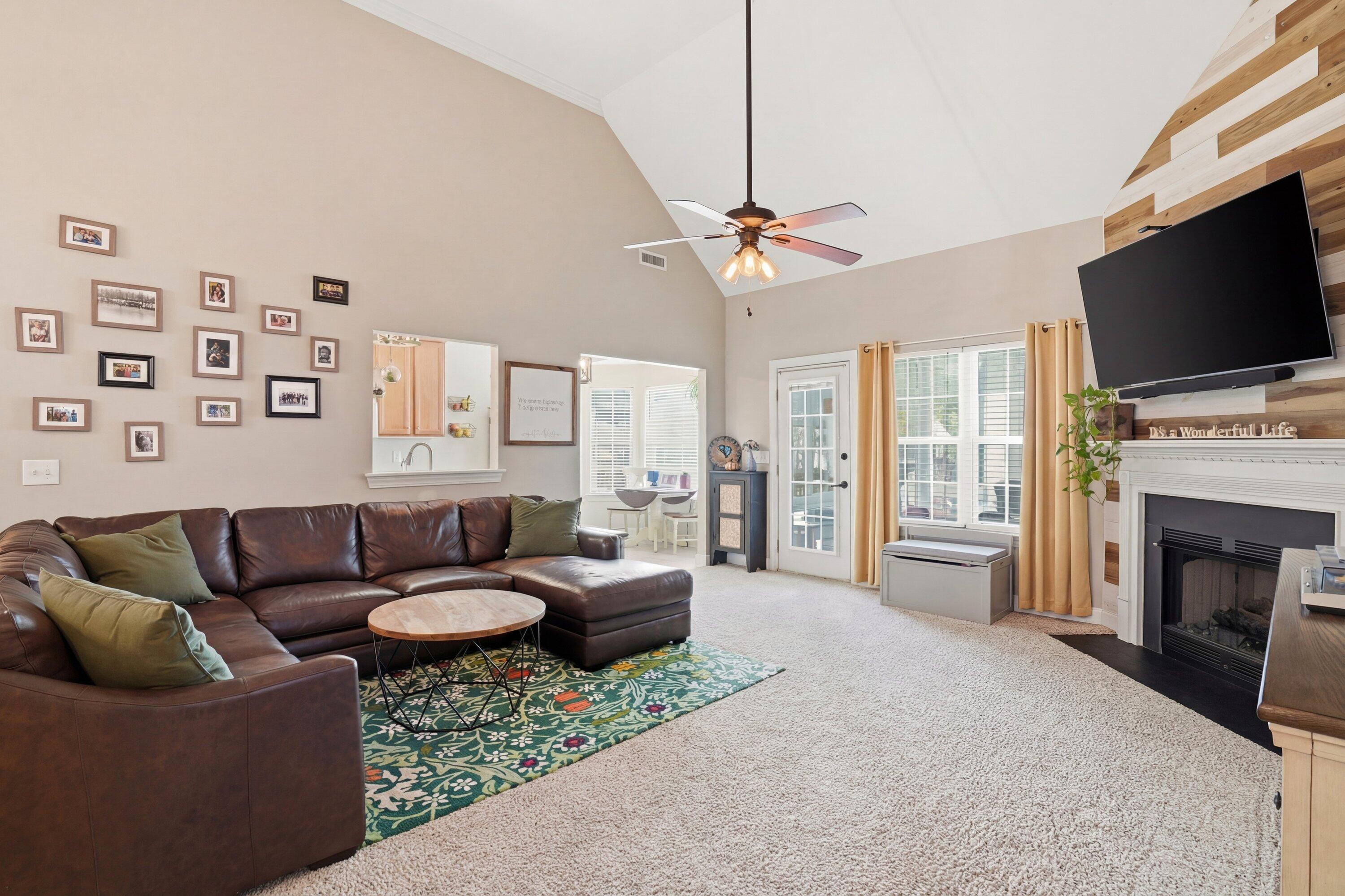 110 Long Cove Bend