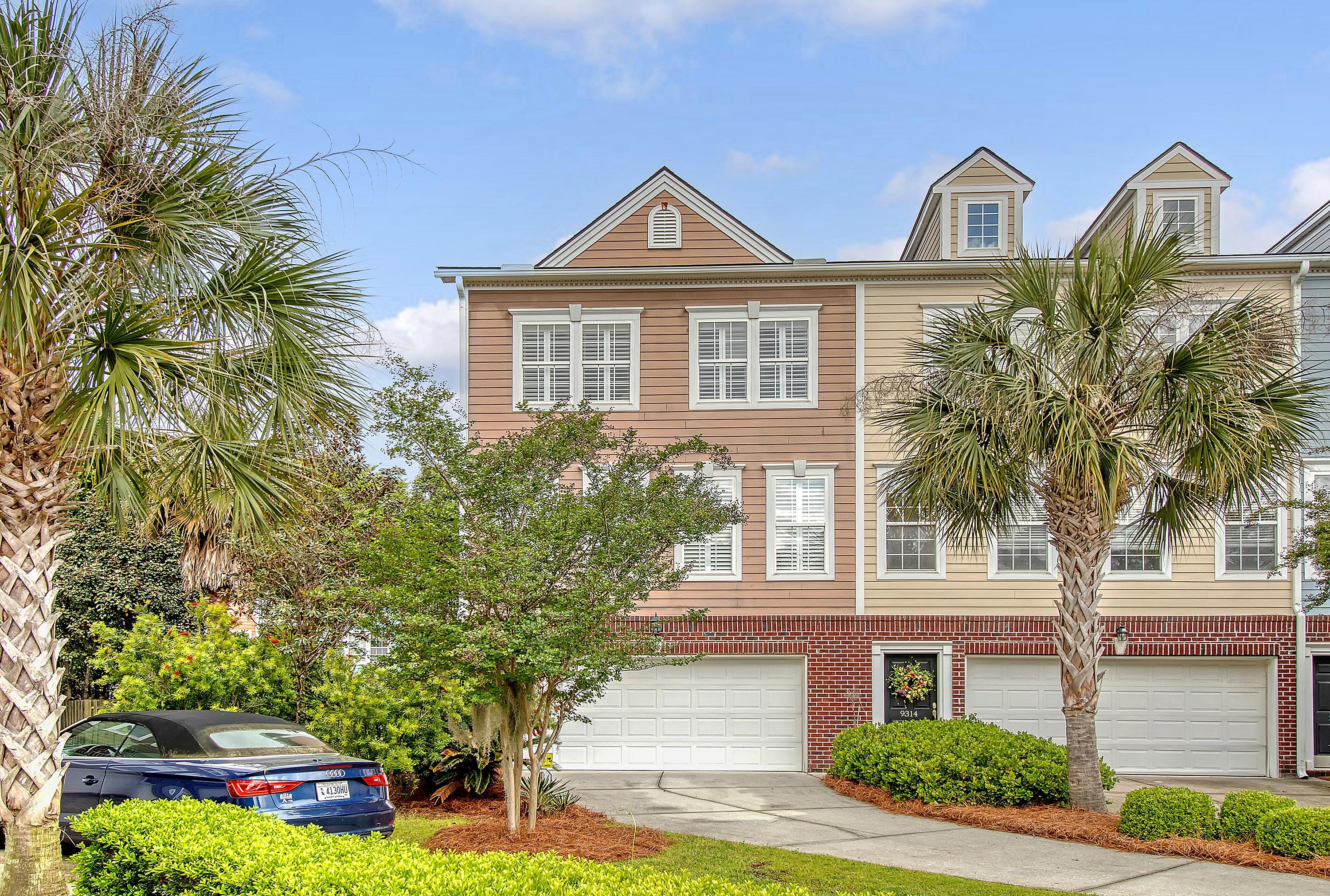 9316 Sweetbay Court