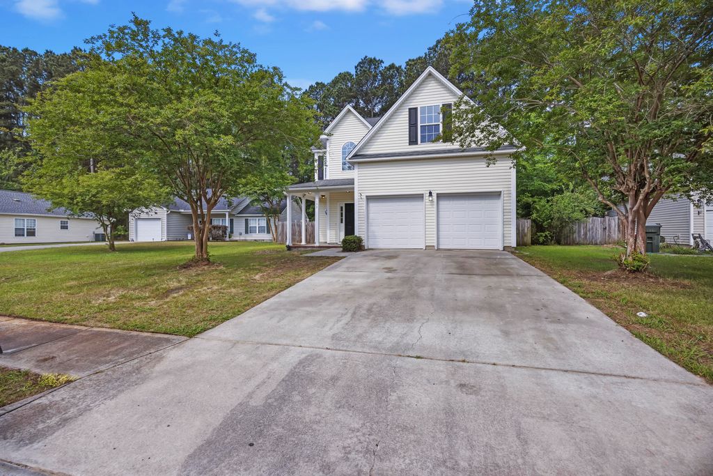 Photo of 133 Pointer Drive, Goose Creek, SC 29445 (MLS # 26013435)