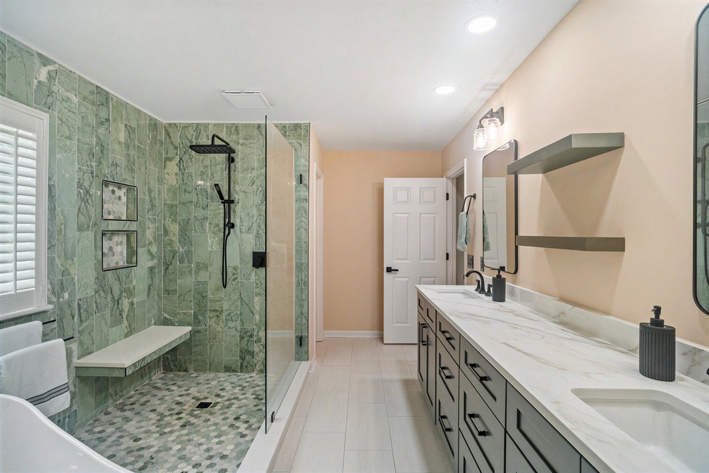Photo of 1003 Crooked Oak Road, Summerville, SC 29485 (MLS # 26026710)
