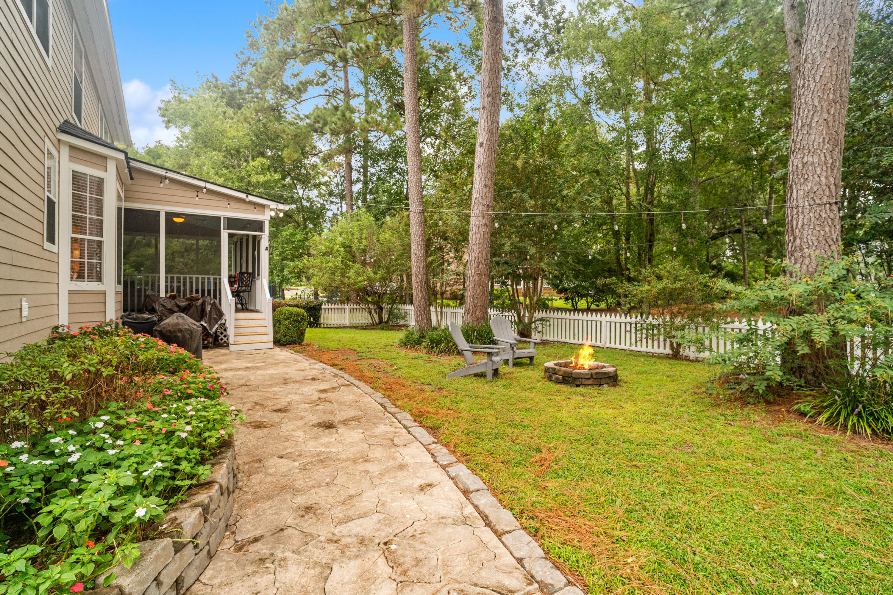 1003 Crooked Oak Road