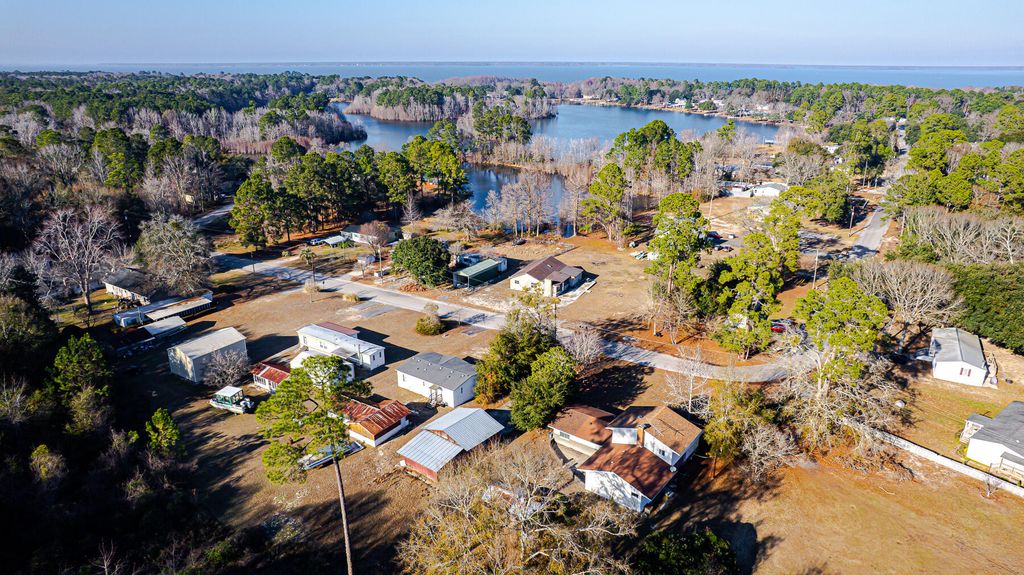 Photo of 381 Fountain Lake Drive, Eutawville, SC 29048 (MLS # 26000604)