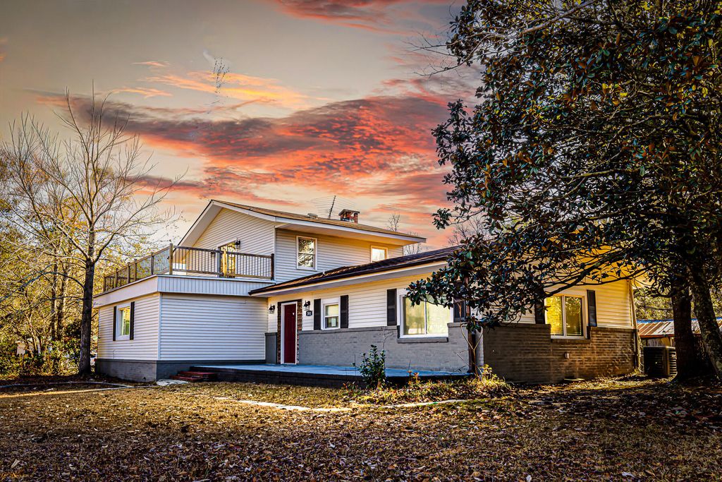 Photo of 381 Fountain Lake Drive, Eutawville, SC 29048 (MLS # 26000604)