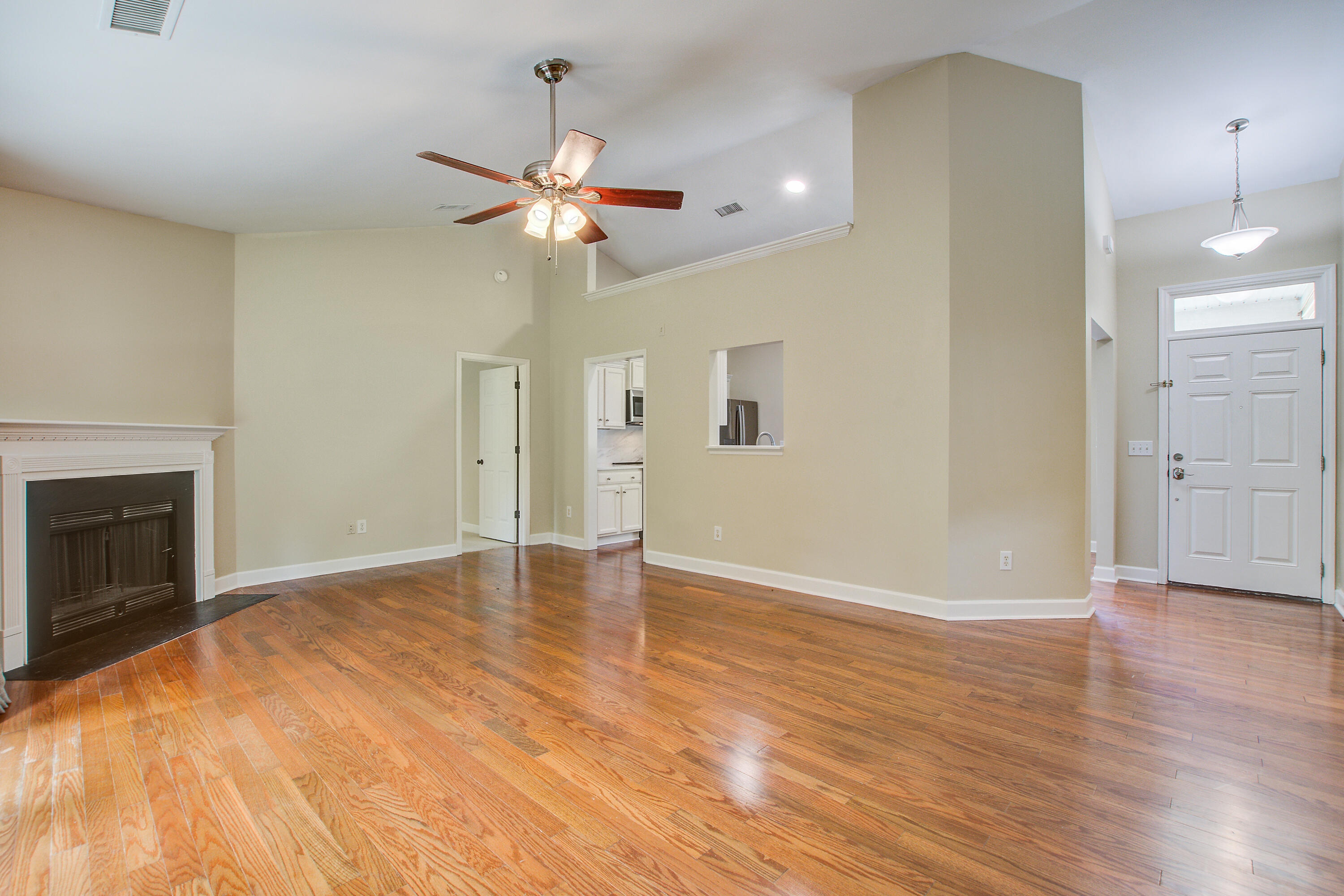 7069 Windmill Creek Road