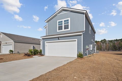Photo of 798 Meadowbrook Lane, Summerville, SC 29486 (MLS # 26010574)
