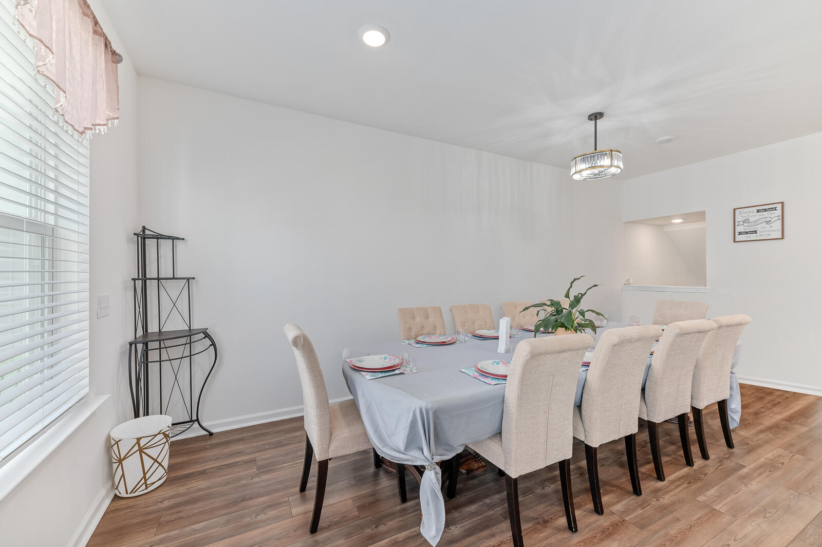 861 Recess Pointe Drive