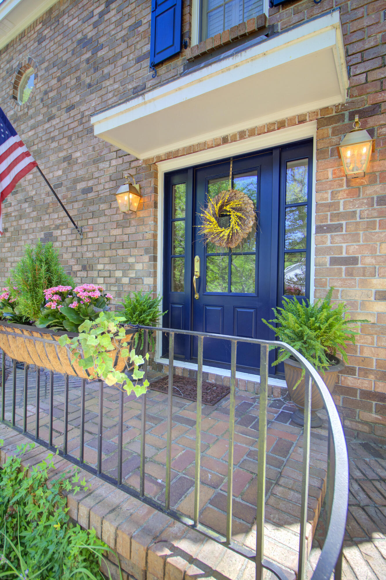 1120 Deleisseline Boulevard