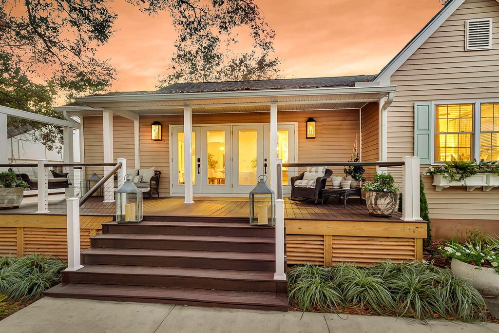 Photo of 10 Tovey Road, Charleston, SC 29407 (MLS # 25031339)