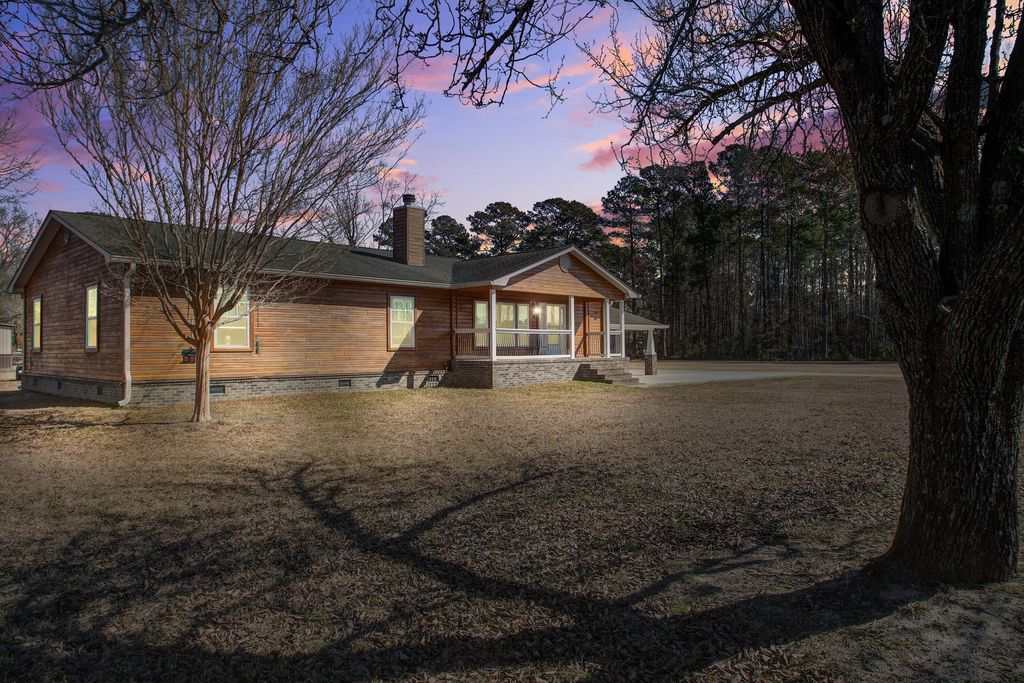 Photo of 1930 Varner Street, Summerville, SC 29486 (MLS # 26005745)