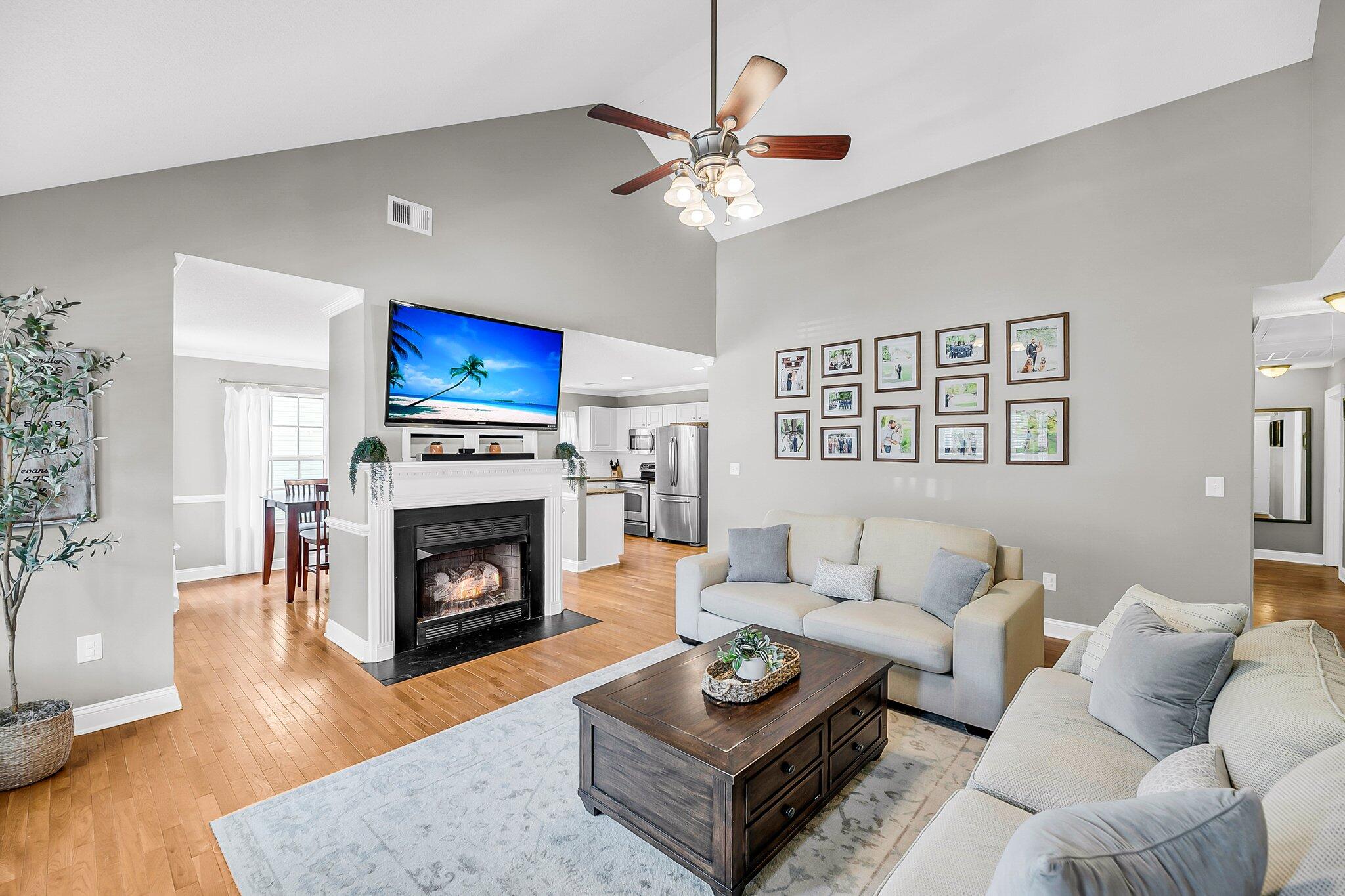 3061 Penny Lane