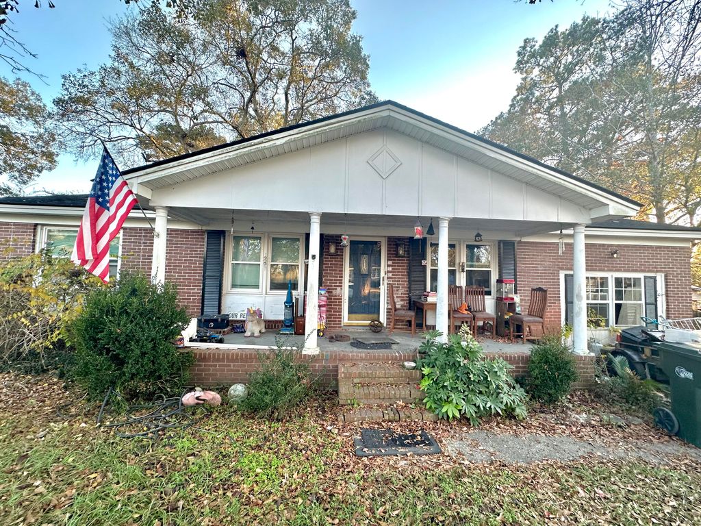 Photo of 123 Benton Street, Goose Creek, SC 29445 (MLS # 25032291)