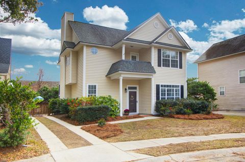 Photo of 2481 Fulford Court, Mount Pleasant, SC 29466 (MLS # 25031761)