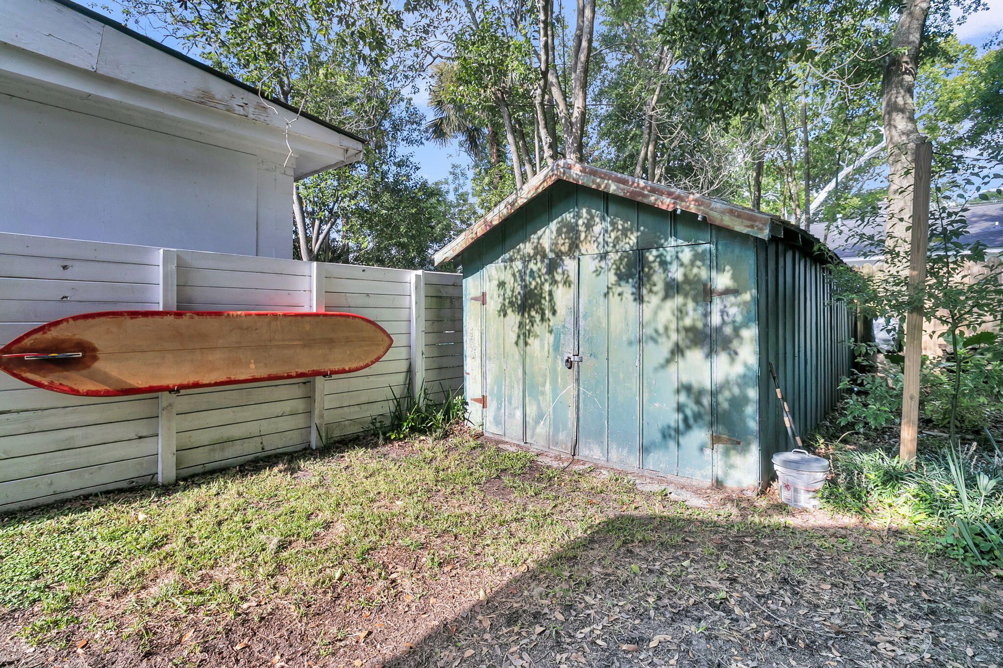 9 Laurel Avenue