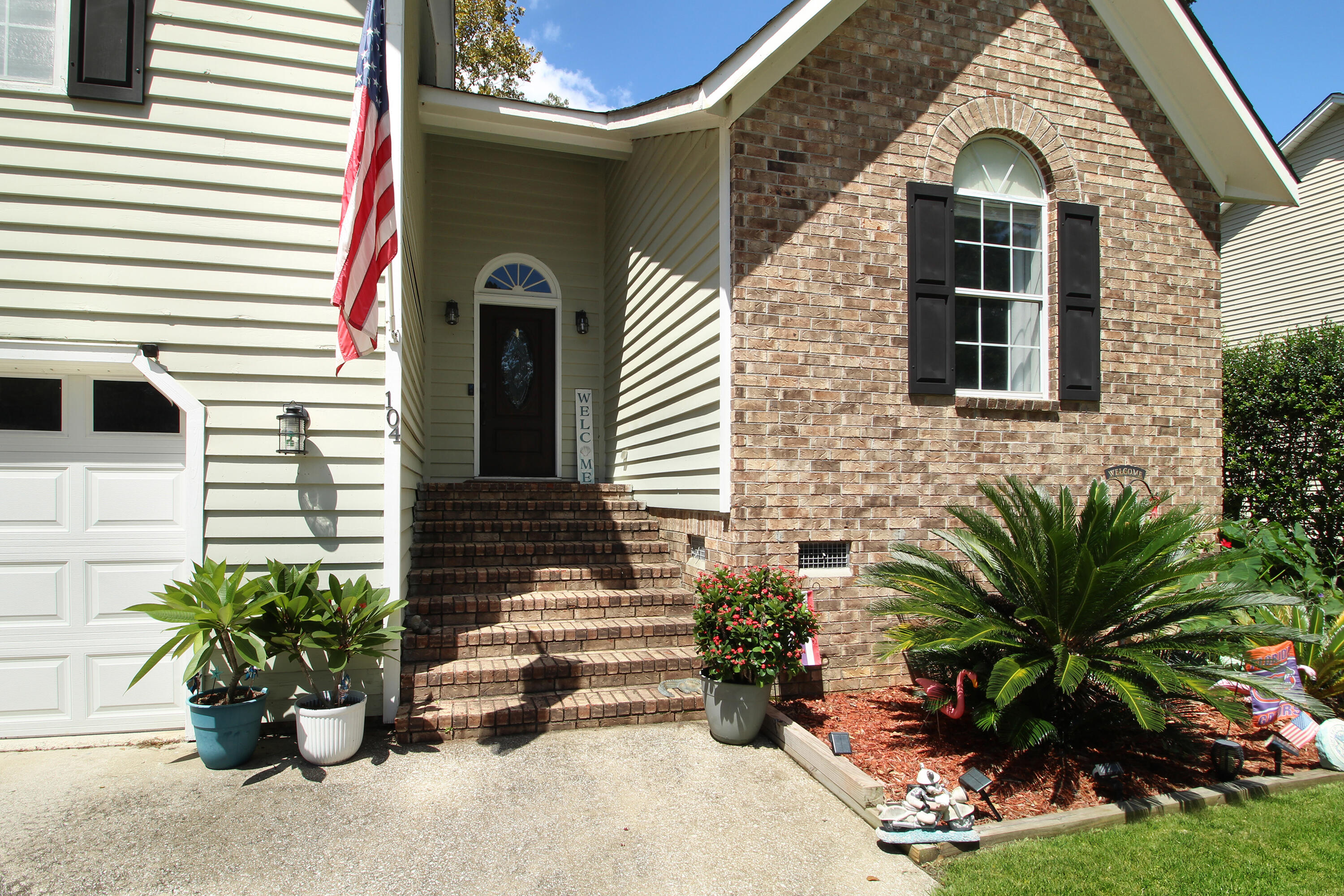 104 Excaliber Place