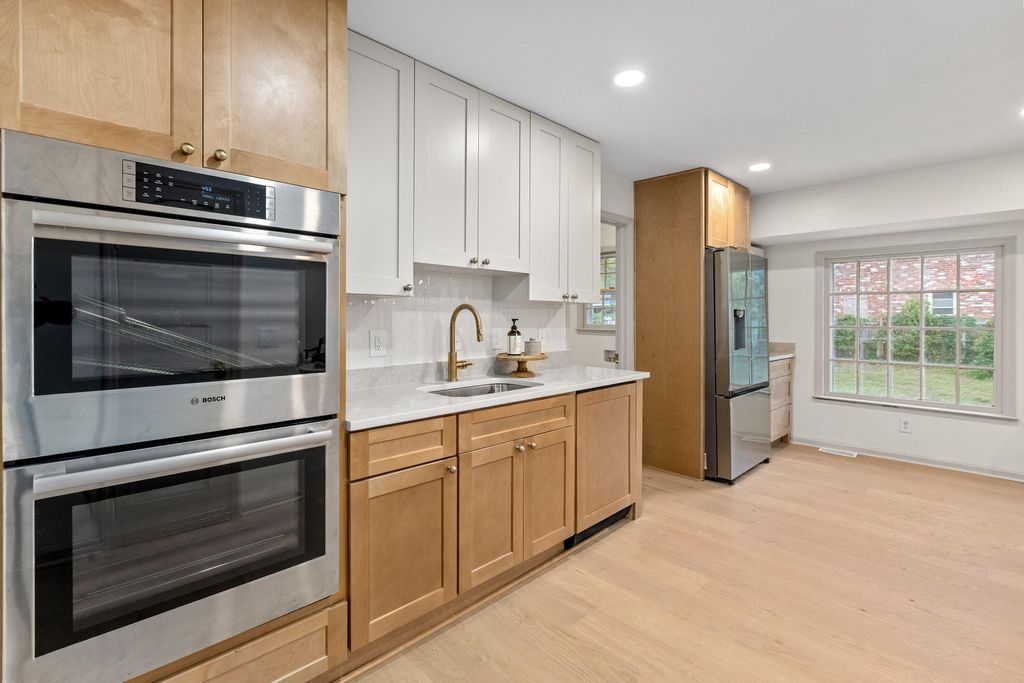 Photo of 742 Leafwood RD, Charleston, SC 29412 (MLS # 26018051)