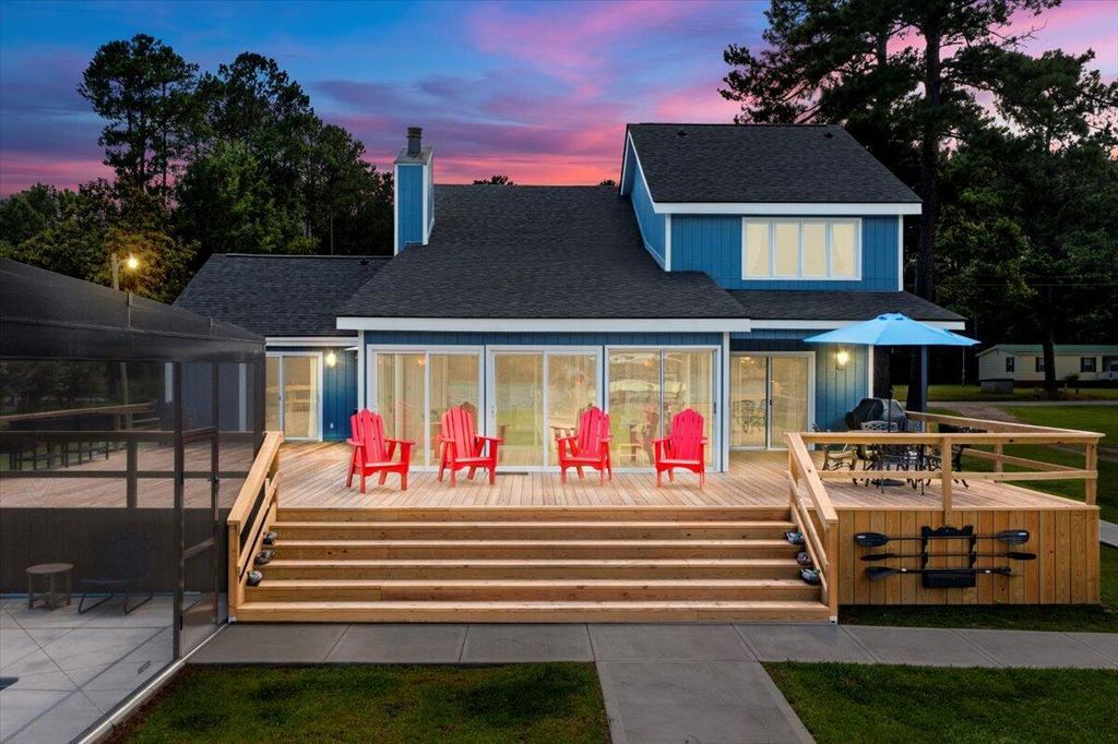 Photo of 1174 Gin Pond Drive, Summerton, SC 29148 (MLS # 26009997)