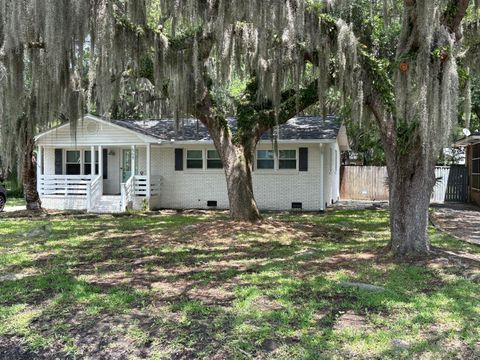 Photo of 568 Kell Place, Charleston, SC 29412 (MLS # 25016776)